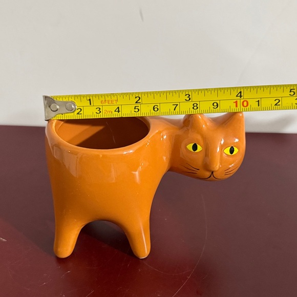 Orange Cat-Shaped Ceramic Planter - Picture 3 of 6